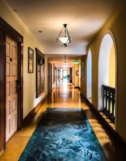 Fortune Resort Sullivan Court